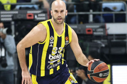 Nick Calathes’e Resmi Veda