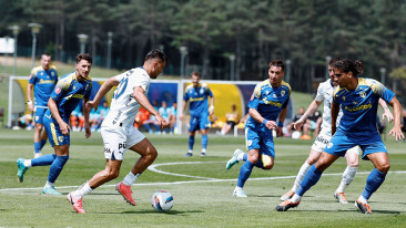 Fenerbahçe İlk Hazırlık Maçına Çıktı