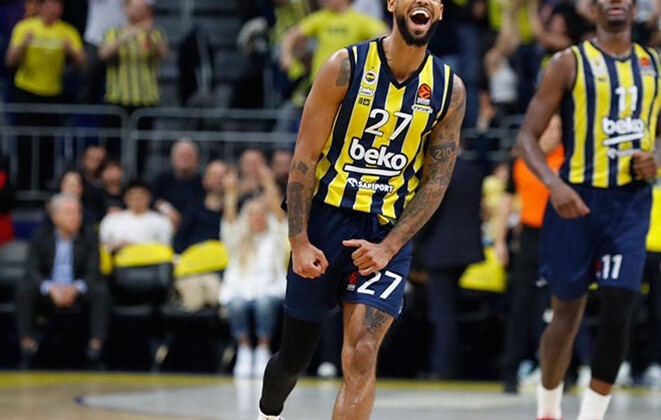 Fenerbahçe ayrılığı açıkladı