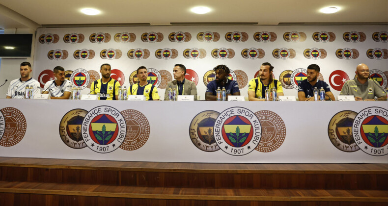 Fenerbahçe Yeni Transferleri Tanıttı