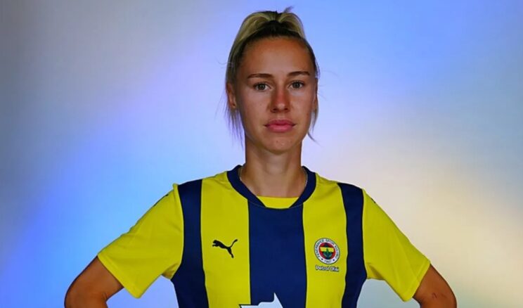 Karyna Alkhovik, Fenerbahçe’de