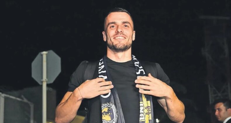 Son kanarya Filip Kostic, İstanbul’da!